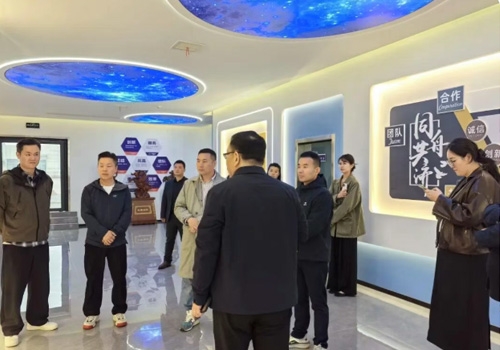 携手共进，共“味”将来 | 醉巴鲜&有鱼妖参观马吉尔工业园区，达成“醉巴鲜调味料出产基地」亟略合作。